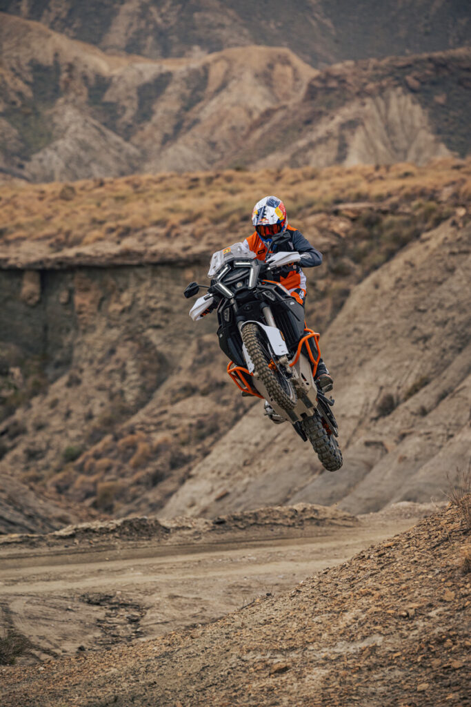 KTM 1390 Super Adventure R en action