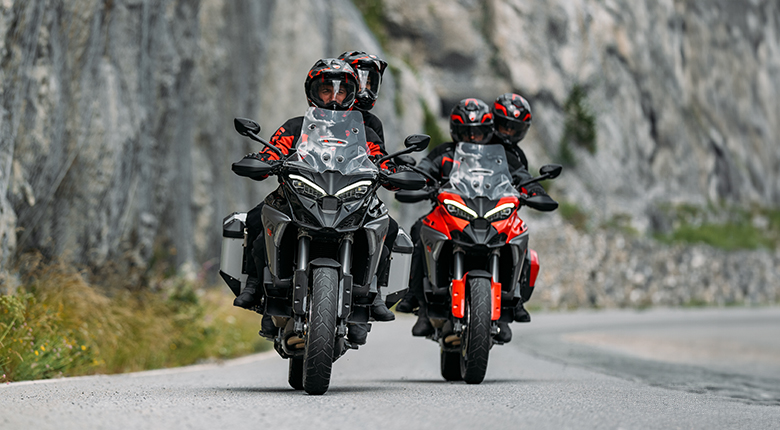 Ducati Multistrada V4 S en action